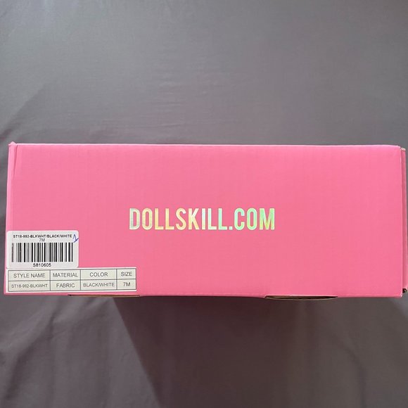 Lunar Holy Revelation Platform Heels - Picture 3 of 7